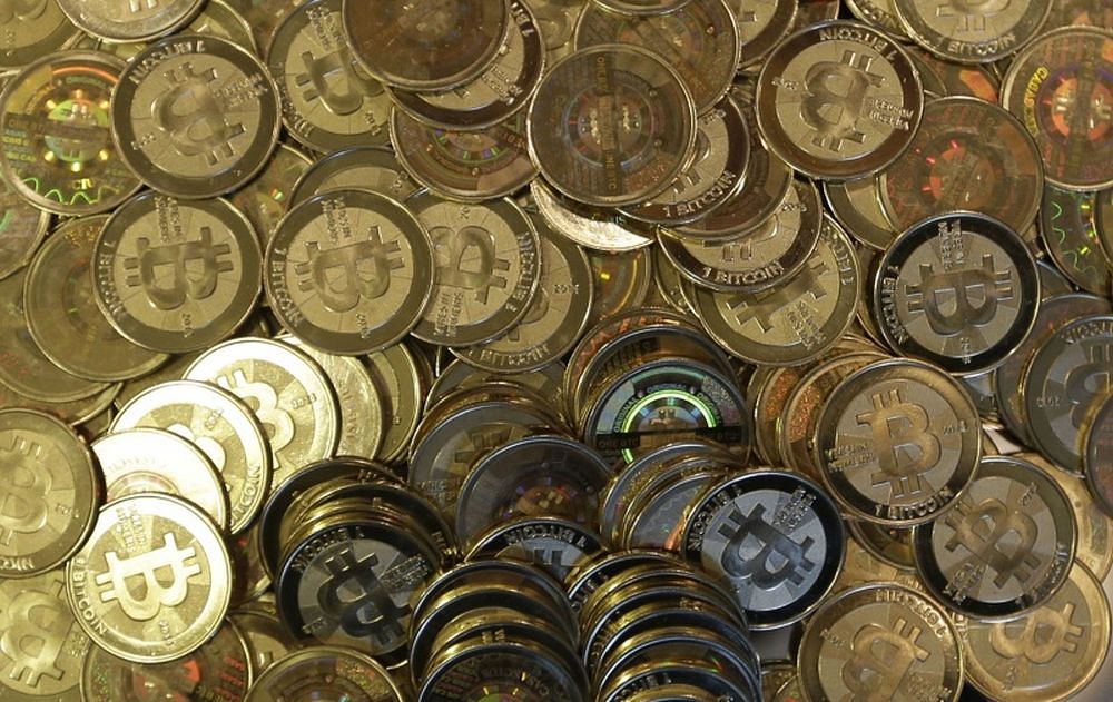 apmainīt bitcoin pret dolāru
