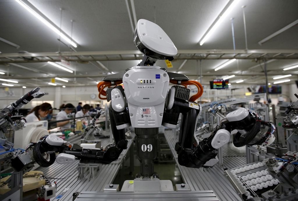tirdzniecības robotu izstrāde pēc pasūtījuma