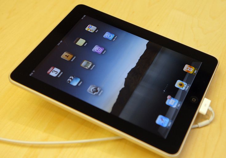 exposure excitement pest Capital pirmajās trīs tirdzniecības dienās pārdevis 50 planšetdatorus iPad  :: Dienas Bizness