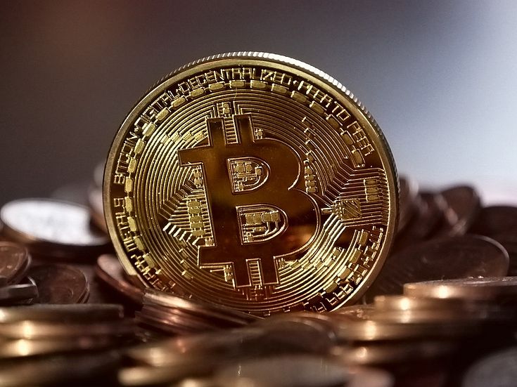 labākā kriptovalūta, ko ieguldīt 2021. gada maijā piesaistīt bitcoin