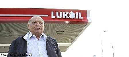 «PKN Orlen» neizslēdz iespējamību pārņemt «Lukoil» degvielas uzpildes stacijas Baltijā